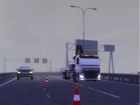 Realistische snelweg met vrachtwagen en pionnen uit de VR-escaperoom voor Traffic & More